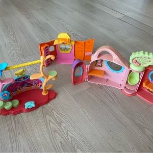 pets shop and shopkins
